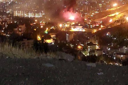 آتش سوزی‌ شب گذشته در زندان اوین منجر به درگذشت ۴ نفر از زندانیان و مجروح شدن ۶۱ نفر شده است